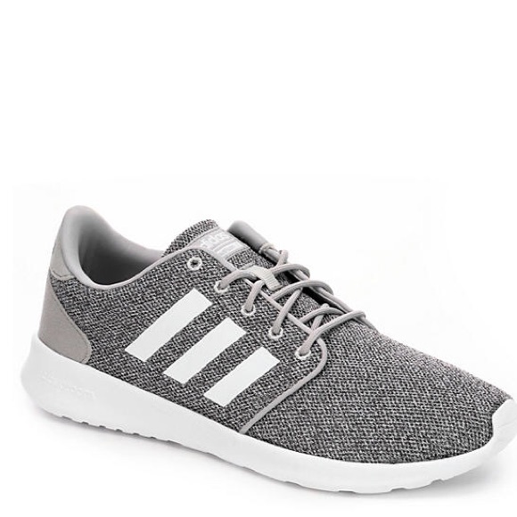 adidas Shoes - adidas cloud foam tennis shoes!